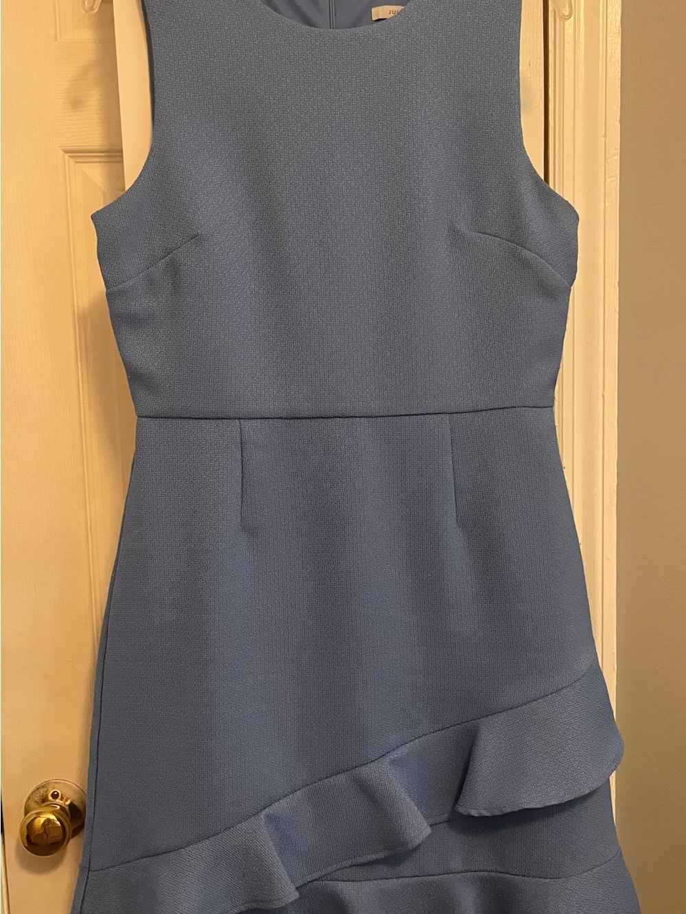 julia jordan Sleeveless Asymmetrical Ruffle Dress in Slate Blue